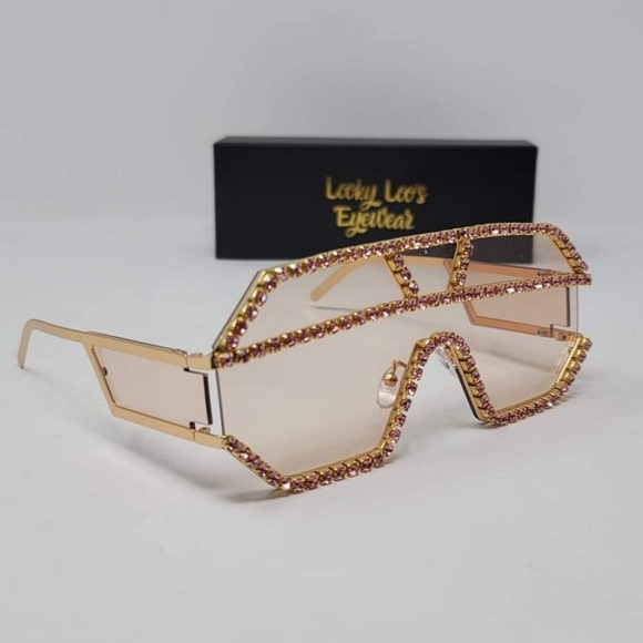 Luxury Fashion Sunglasses - Picture 2 of 3